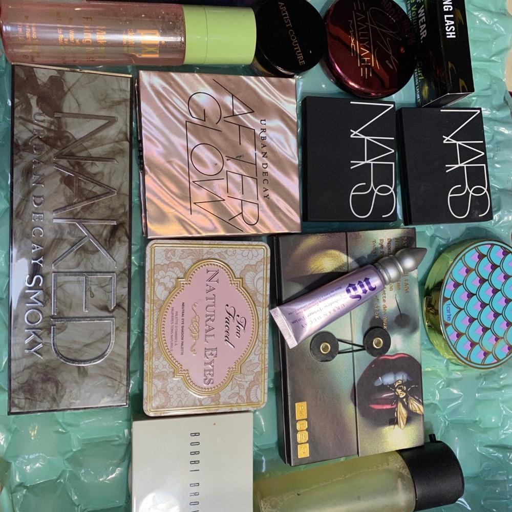 Makeup lot